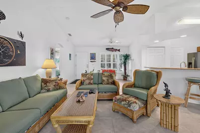 1802 SE Camden Street, Port Saint Lucie, FL 34952 - Photo 8