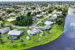 1802 SE Camden St, Port Saint Lucie, FL 34952 - Photo 42