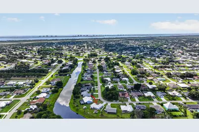 1802 SE Camden Street, Port Saint Lucie, FL 34952 - Photo 48