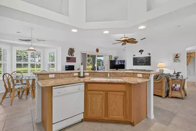 1802 SE Camden Street, Port Saint Lucie, FL 34952 - Photo 14