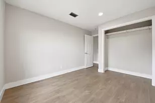 7318 NW 75th St, Tamarac, FL 33321 - Photo 22