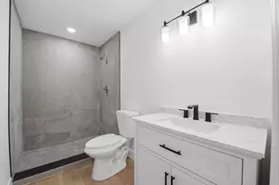 7318 NW 75th St, Tamarac, FL 33321 - Photo 18