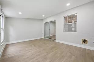 7318 NW 75th St, Tamarac, FL 33321 - Photo 12