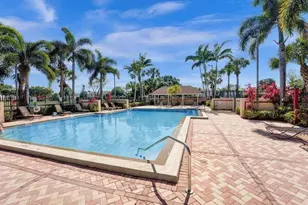 865 Blue Ridge Cir, West Palm Beach, FL 33409 - Photo 24