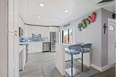 6163 SE Riverboat Drive #1018, Stuart, FL 34997 - Photo 2