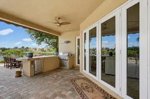 731 Edgebrook Ln, Royal Palm Beach, FL 33411 - Photo 42
