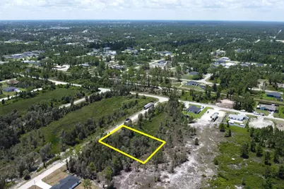 859 Burrows Avenue, Lehigh Acres, FL 33974 - Photo 6