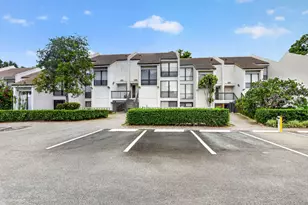 2805 Bridgewood Dr, Boca Raton, FL 33434 - Photo 32