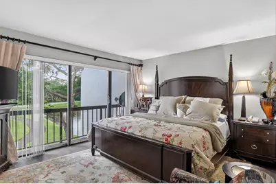 2805 Bridgewood Drive, Boca Raton, FL 33434 - Photo 4