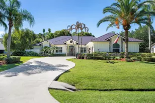 1024 SW Catalina St, Palm City, FL 34990 - Photo 2