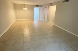 197 Lakeview Dr, Weston, FL 33326 - Photo 10