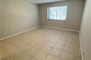 197 Lakeview Dr, Weston, FL 33326 - Photo 12