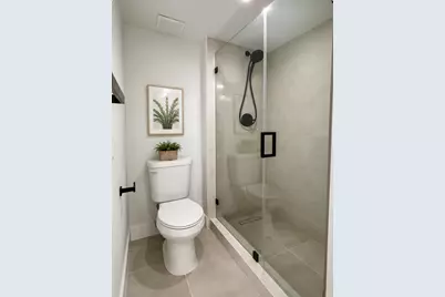 197 Lakeview Drive #202, Weston, FL 33326 - Photo 10