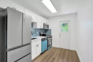 2020 NE 15th St, Fort Lauderdale, FL 33304 - Photo 8