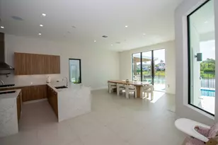 5746 Ashwood Circle W, Hollywood, FL 33312 - Photo 54