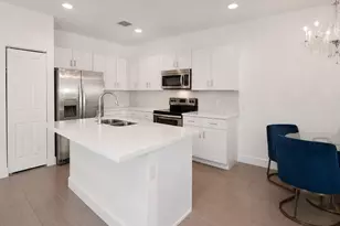 4822 NW 56th Ct, Tamarac, FL 33319 - Photo 8