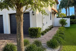 4822 NW 56th Ct, Tamarac, FL 33319 - Photo 2