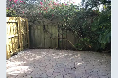 812 SE 8th Avenue, Deerfield Beach, FL 33441 - Photo 14