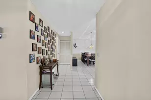 20974 Concord Green Dr E, Boca Raton, FL 33433 - Photo 8