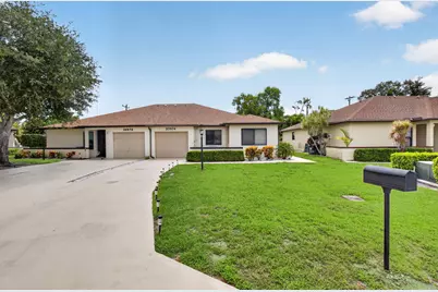 20974 Concord Green Drive E, Boca Raton, FL 33433 - Photo 2
