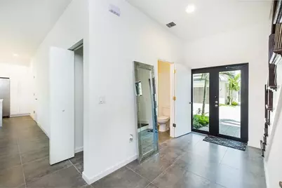 1036 NE 33rd Street #1036, Oakland Park, FL 33334 - Photo 8