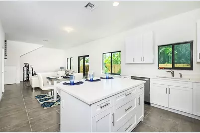 1036 NE 33rd Street #1036, Oakland Park, FL 33334 - Photo 4