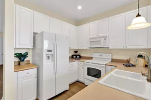 9975 E Villa Cir, Vero Beach, FL 32966 - Photo 4