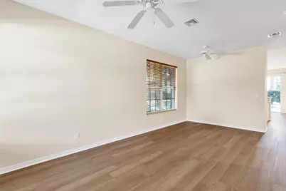 9975 E Villa Circle, Vero Beach, FL 32966 - Photo 18