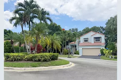1020 NW 107th Avenue, Plantation, FL 33322 - Photo 2