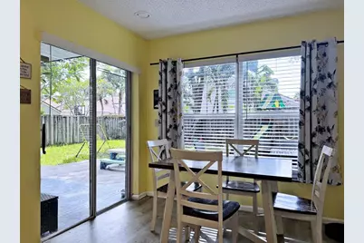 1020 NW 107th Avenue, Plantation, FL 33322 - Photo 12
