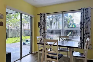 1020 NW 107th Ave, Plantation, FL 33322 - Photo 12