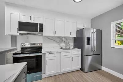 540 NE 61st Street, Oakland Park, FL 33334 - Photo 8