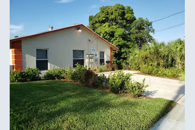 820 14th Street #2, West Palm Beach, FL 33401 - Photo 1