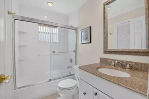 323 Capri G, Delray Beach, FL 33484 - Photo 4
