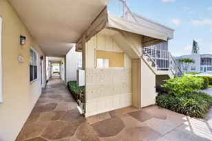 323 Capri G, Delray Beach, FL 33484 - Photo 24