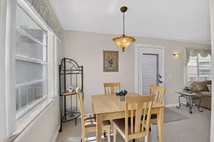323 Capri G, Delray Beach, FL 33484 - Photo 10