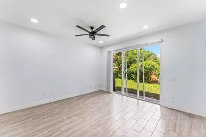 5477 Queenship Court, Greenacres, FL 33463 - Photo 14