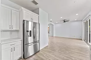 5477 Queenship Ct, Greenacres, FL 33463 - Photo 8