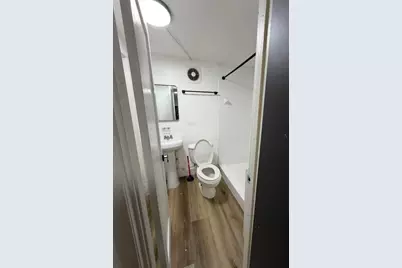 2137 NW 1st Terrace #back, Miami, FL 33125 - Photo 6