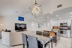 13 Lexington Ln E, Palm Beach Gardens, FL 33418 - Photo 22