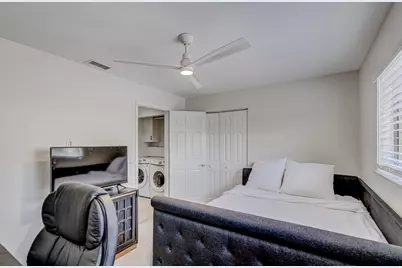 13 Lexington Lane E #F, Palm Beach Gardens, FL 33418 - Photo 34