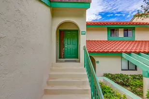 13 Lexington Ln E, Palm Beach Gardens, FL 33418 - Photo 4