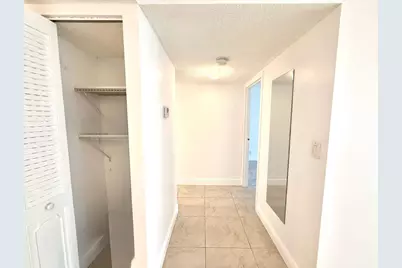 1000 Parkview Drive #316, Hallandale Beach, FL 33009 - Photo 14