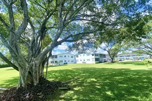 335 Farnham P, Deerfield Beach, FL 33442 - Photo 1