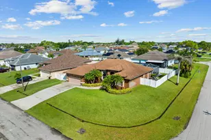 1702 SW Comfort St, Port Saint Lucie, FL 34987 - Photo 6