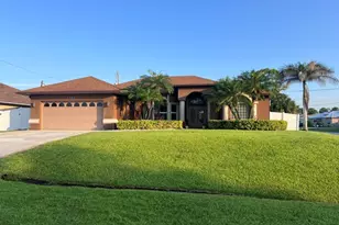 1702 SW Comfort St, Port Saint Lucie, FL 34987 - Photo 2