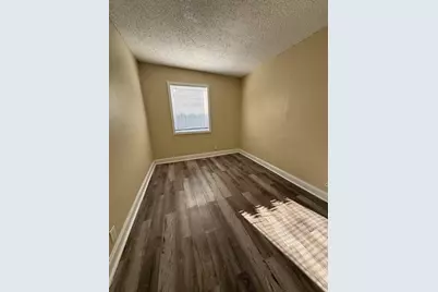 2881 NW 11th Place, Fort Lauderdale, FL 33311 - Photo 12