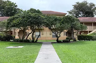 4799 Via Palm Lakes, West Palm Beach, FL 33417 - Photo 1