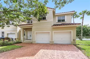 3923 SW 169th Terrace, Miramar, FL 33027 - Photo 2