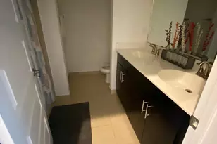 19103 NE 8th Ct, Miami, FL 33179 - Photo 10